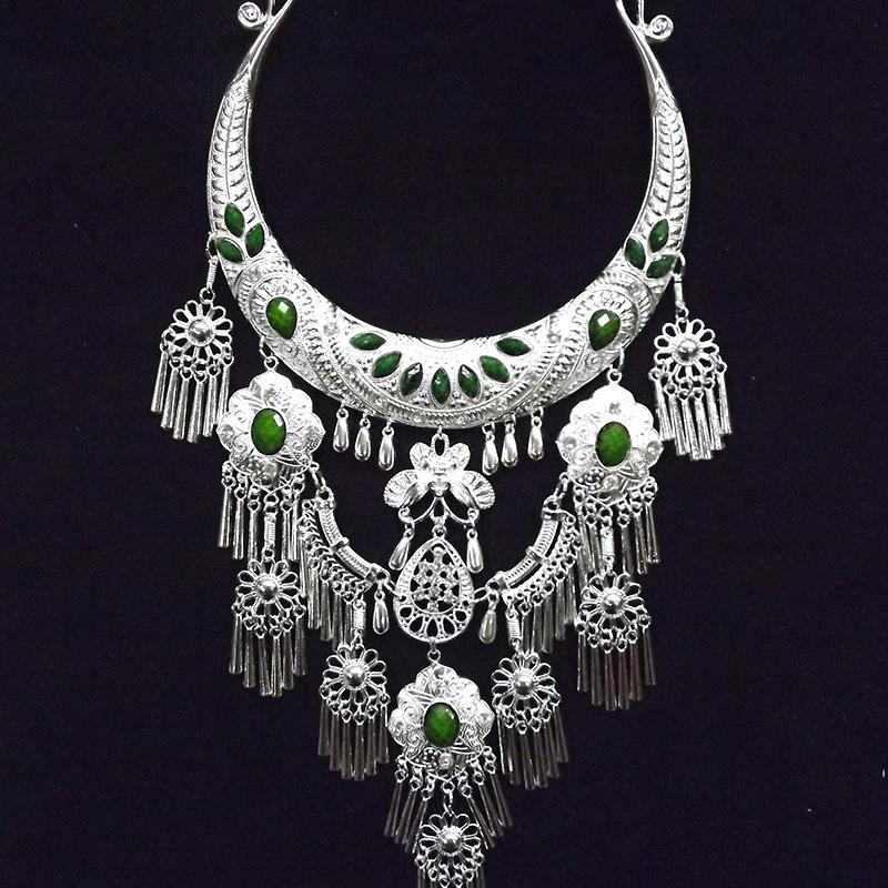 Тайский Банк этнический стиль Инфлюенсер обновленный драгоценный камень ожерелье крест трансграничный новый аксессуар бабочка ожерелье женщина изумрудный