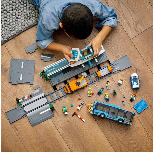 LEGO City 60335 Железнодорожная станция