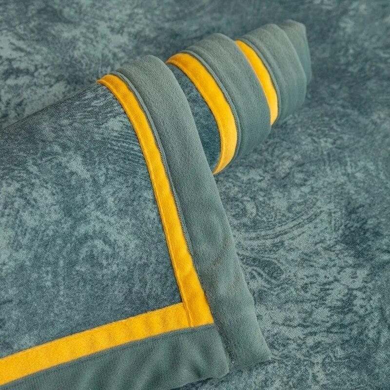 Frost Gold Edge Sofa Cushion Dutch Velvet All-season Universal Seat Cushion Nordic Full Cover Sofa Cover Cloth Towel