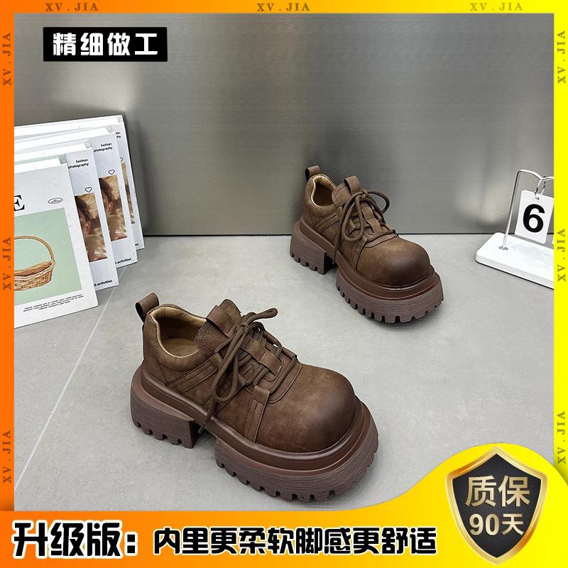 

Платформа Британский стиль большая голова маленькие кожаные туфли женские 2025 новая осень ретро повседневные универсальные любовь одинарные туфли 40