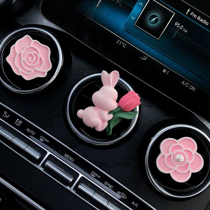 Cute Internet-Famous Bunny Car Air Freshener, Long-Lasting Aroma Diffuser, Car Vent Bouquet Decoration Clip, Gift for Girls