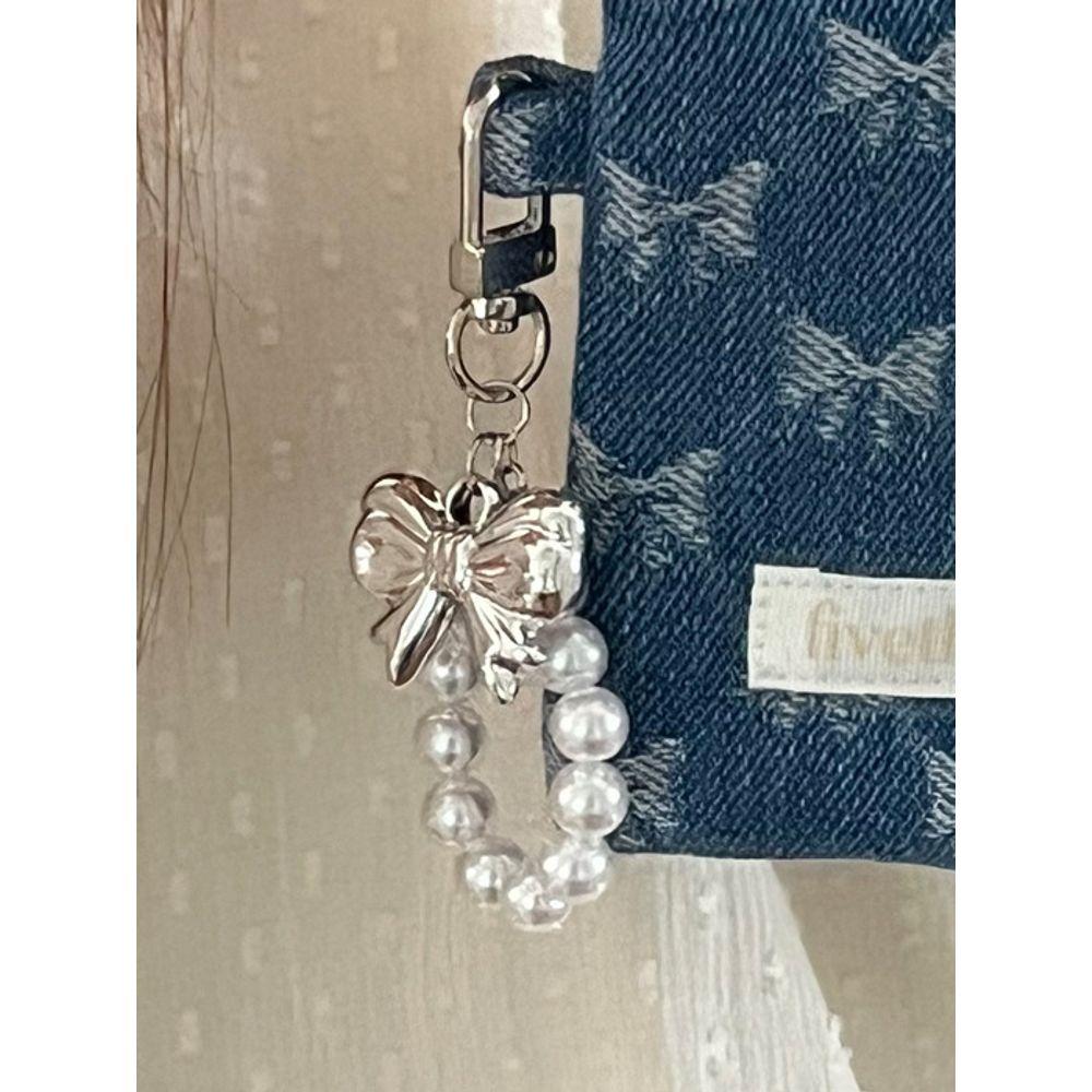 

fivethings Брелок с лентой и жемчугом Free