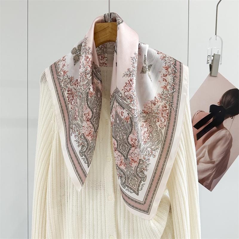Silk satin medium square scarf mulberry silk retro paisley printed silk scarf premium commuter decorative scarf shawl