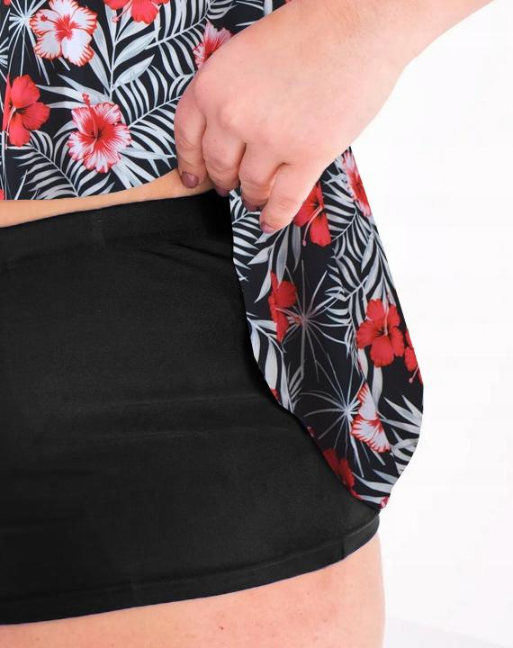 Two-piece Plus Size Swimsuit with Shorts Set. Two-piece Plus Size Swimsuit with Shorts Set, Top and Bottom, Black, L