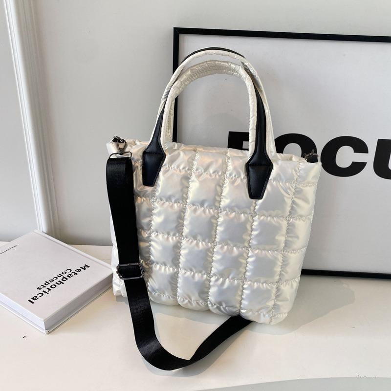 Интернет-знаменитости хлопковые стеганые женские сумки с подкладкой из нейлона, однотонные сетчатые женские сумки через плечо, большая вместимость, женская сумка-тоут, сумка-сэтчел бежевый
