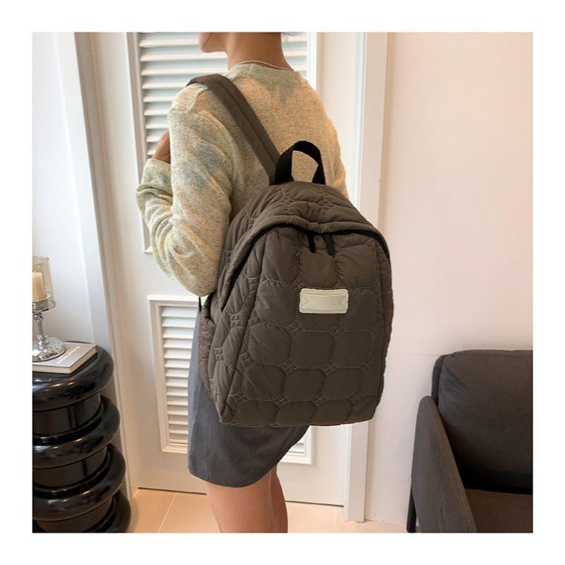 Little Fresh Backpack for Women's Japanese Style Simple, Casual, Lightweight, Waterproof Backpack, Personalized Fashion Brand Bag