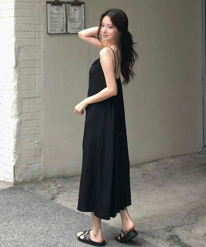 Mind Bridge Woman [W] V-Neck Black Sleeveless Long Dress