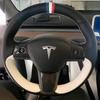Für Tesla Model 3 Model Y 2018- Handgenäht rutschfest Schwarz Weiß Leder Auto Lenkradabdeckung