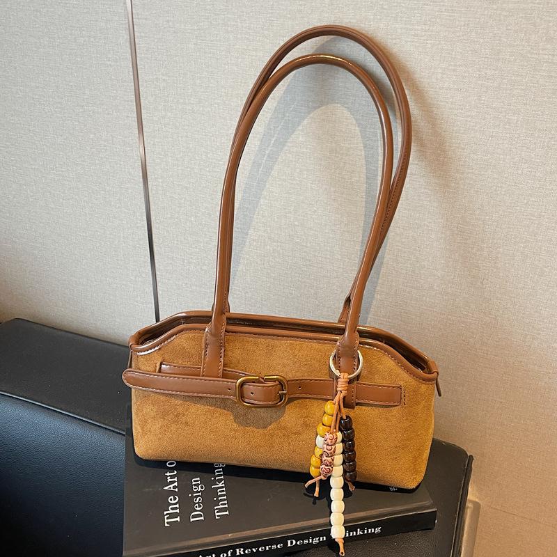 Autumn and winter popular niche suede bag 2025 new messenger bag commuter versatile women's shoulder armpit bag