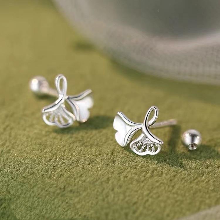 2024 Hot-Selling Apricot Leaf Stud Earrings: 925 Sterling Silver, Light Luxury, High-End Women's Jewelry