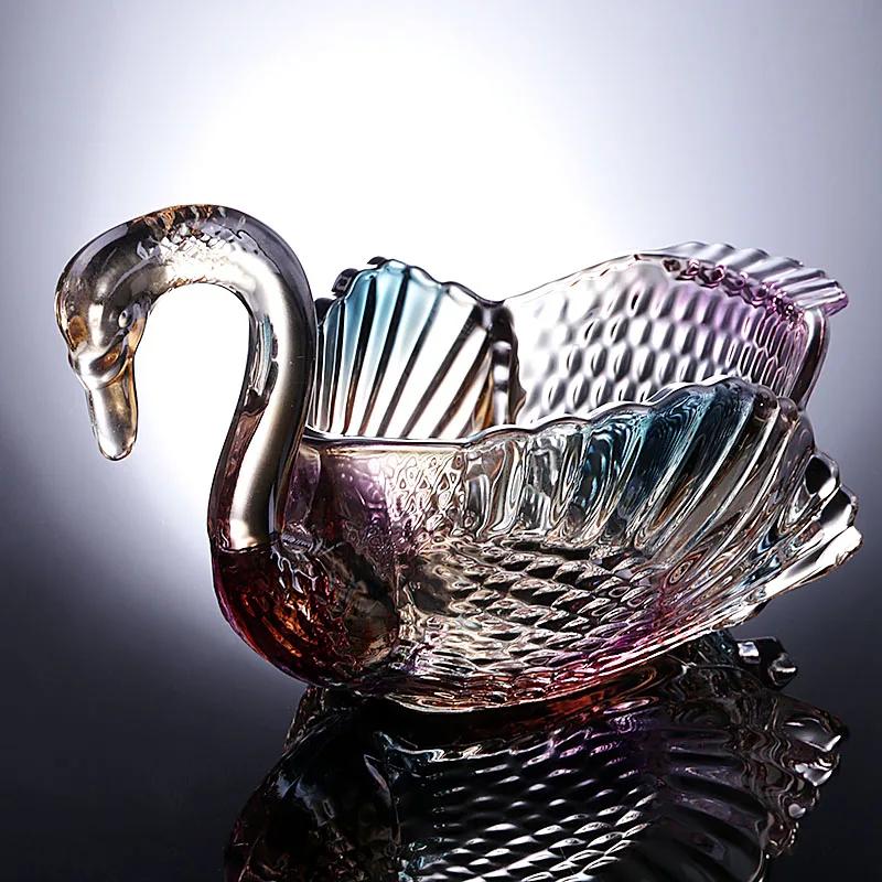 Crystal Glass Fruit Plate Light Luxury Is Suitable for Living Room Tabletops, Ornaments, Creative Household Snack Plates Special