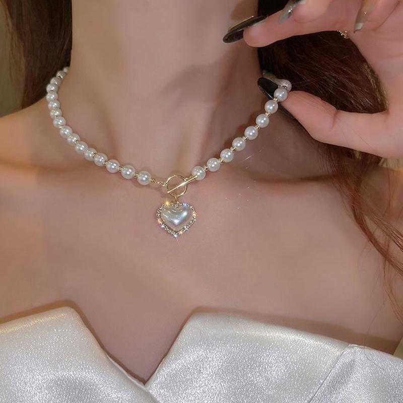 Romantics Heart Shaped Artificial Pearls Necklace Clavicle Chain Adjustable Length Neckchain for Women Girls