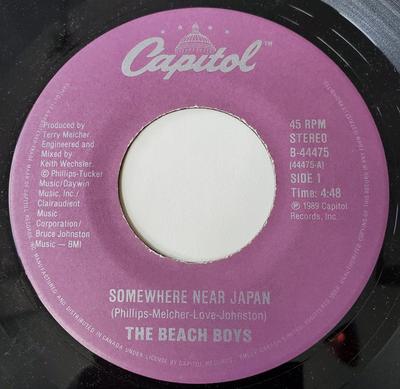 7inch Record BEACH BOYS - Somewhere Near Japan / Kokomo B44475 Capitol Records 1989 Canada Rock Used