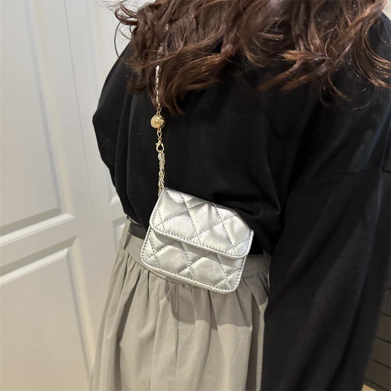 Rhombus Retro Chain Early Autumn New Fashion Trend Solid Color Fashion Shoulder Crossbody Small Square Bag
