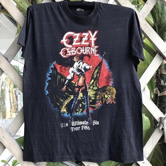 

Ozzy Osbourne Ultimate 86 Tour Albums Black Short Sleeve T shirt vtg S5XL Unisex T-Shirt S