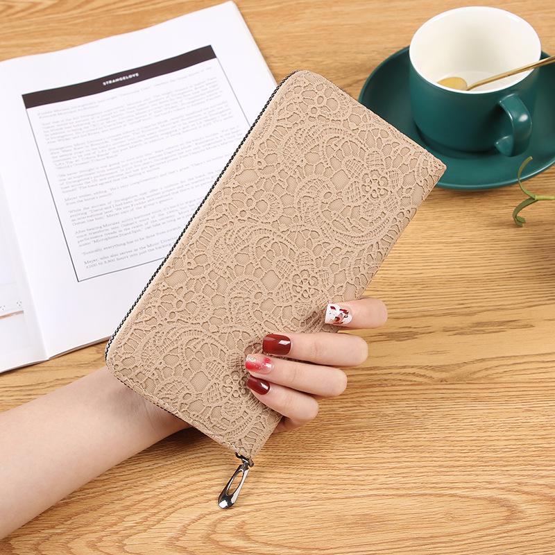 Trendy Embossed Single-Zip Women's Clutch Wallet with Multi-Card Slots