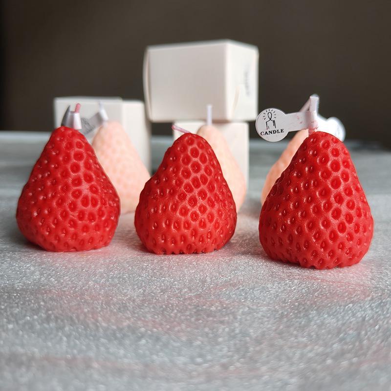 Strawberry Scented Birthday Candle Gift Box – Small Party Favor Fragrance