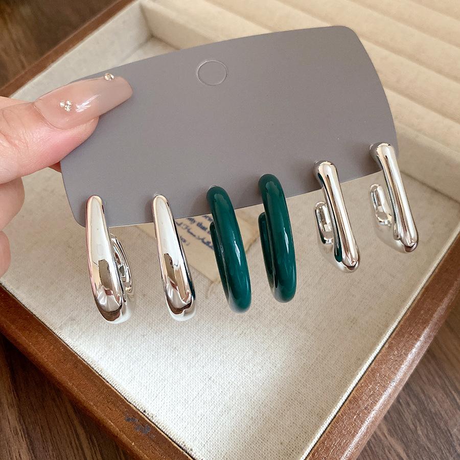 Silver Needle Acrylic Twist Pleated Geometric Stud Earrings Six-piece Set Explosive Metal Wind Earrings Premium Sense Earrings