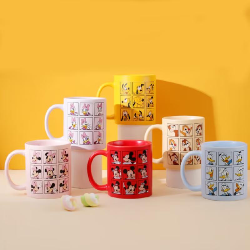 Pluto Kreslený Keramický Hrneček Dárková Krabička Sada