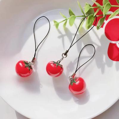 Roter Erdbeertomaten-Schlüsselanhänger Harz Fruchtanhänger Niedlicher Anhänger für Handyhülle/Tasche Ideales Geburtstagsgeschenk für Frauen und Mädchen