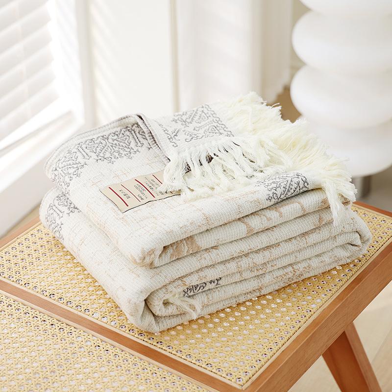 Neuer Stil, reine Baumwolle, Quaste, vierlagiges Gaze-Handtuch, Steppdecke, doppelte klimatisierte Decke, Baumwoll-Sofa-Handtuch, vier Jahreszeiten, Mittagspausen-Abdeckung, Decke