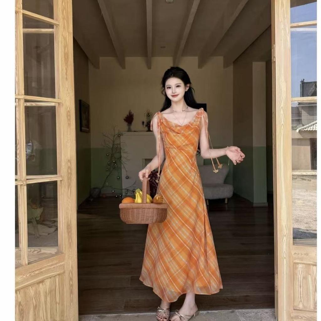 French Retro Atmosphere Super White Orange Plaid Suspender Dress Women's Summer New Waist and Thin Medium and Long Dress