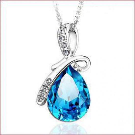 C125 Japanese and Korean Hot Trend Accessories Angel's Tears Water Drop Crystal Pendant Necklace Set