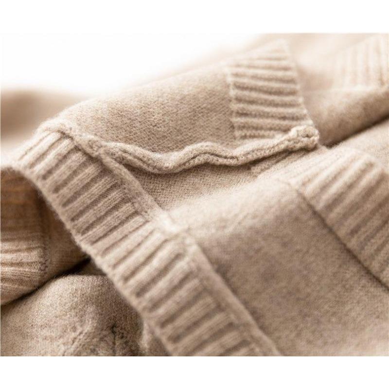 Women's Vintage V-Neck Knitting Vest Side Split Button Sleeveless Sweater Autumn Winter Solid Color Casual Waistcoat