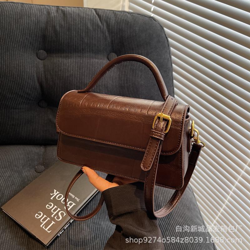 Textured Stone Pattern Small Bag Women's 2025 New Fashion Commuting Versatile Single Shoulder Crossbody Retro Portable Small Square Bag