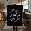 1 STKS SKZ Print Flanellen Deken, Hoge Kwaliteit Alle Seizoenen, Woondecoratie, Warmte en Comfort, Perfect voor Kerstcadeaus