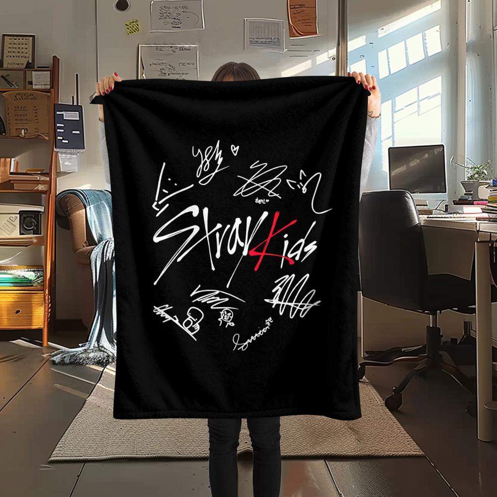 1 STKS SKZ Print Flanellen Deken, Hoge Kwaliteit Alle Seizoenen, Woondecoratie, Warmte en Comfort, Perfect voor Kerstcadeaus
