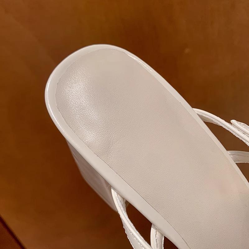 2025 summer new bag head sandals women's French thick heel buckle Mary Jane shoes white high heels silver single shoes