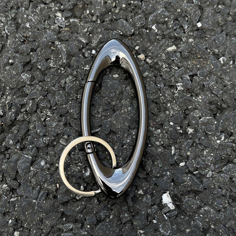 Брелок-підвіска Ainsworth Star з металевим карабіном