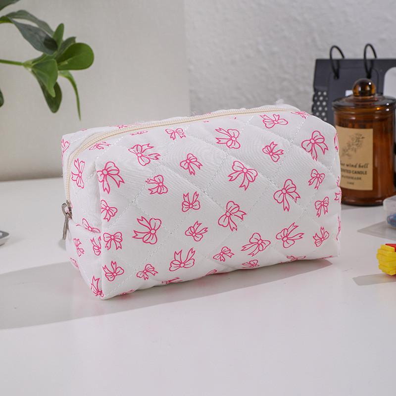 Travel Bag For Cosmetics With Polyester Fabric Large Capacity Portable Makeup Organizer For Travel And Home Use