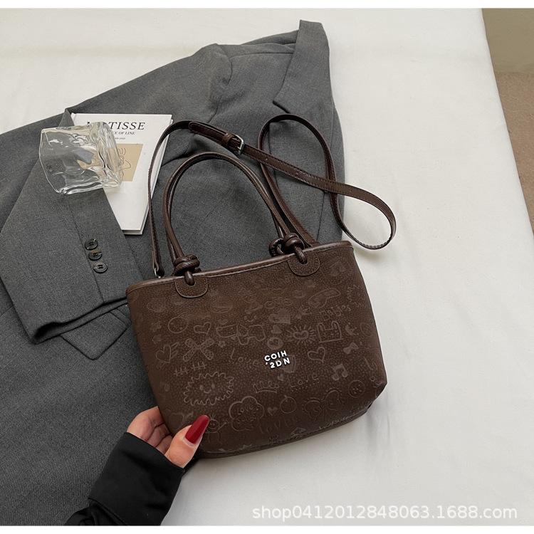 

Popular handbag women s 2025 new fashion casual shoulder messenger bag high-end versatile bucket bag