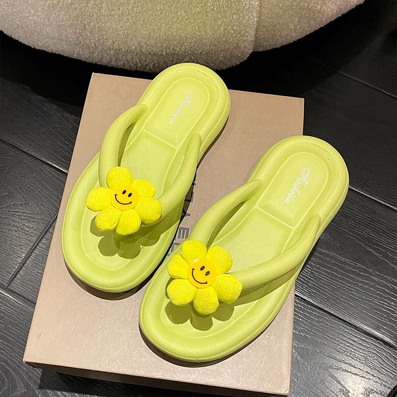 

Милые шлепанцы-прищепки женские летние для улицы Новогодние новые мягкие пляжные крутые шлепанцы 40/41 светло-зеленый