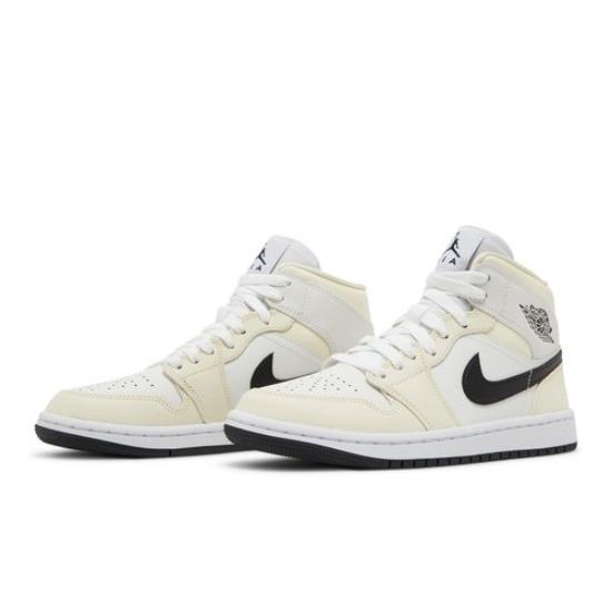 

Air Jordan Wmns Air Jordan 1 Mid Coconut Milk BQ6472-121 EU 35.5 чорний/кокосовий