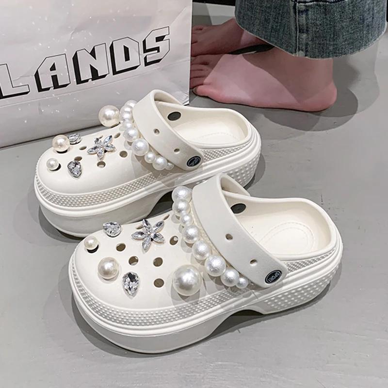 Fashion Diy Pearls Rhinestone Platform Garden Shoes Women Fashion Pearl Chain Thick Bottom Clogs Sandals Woman Non Slip Summer Sandles