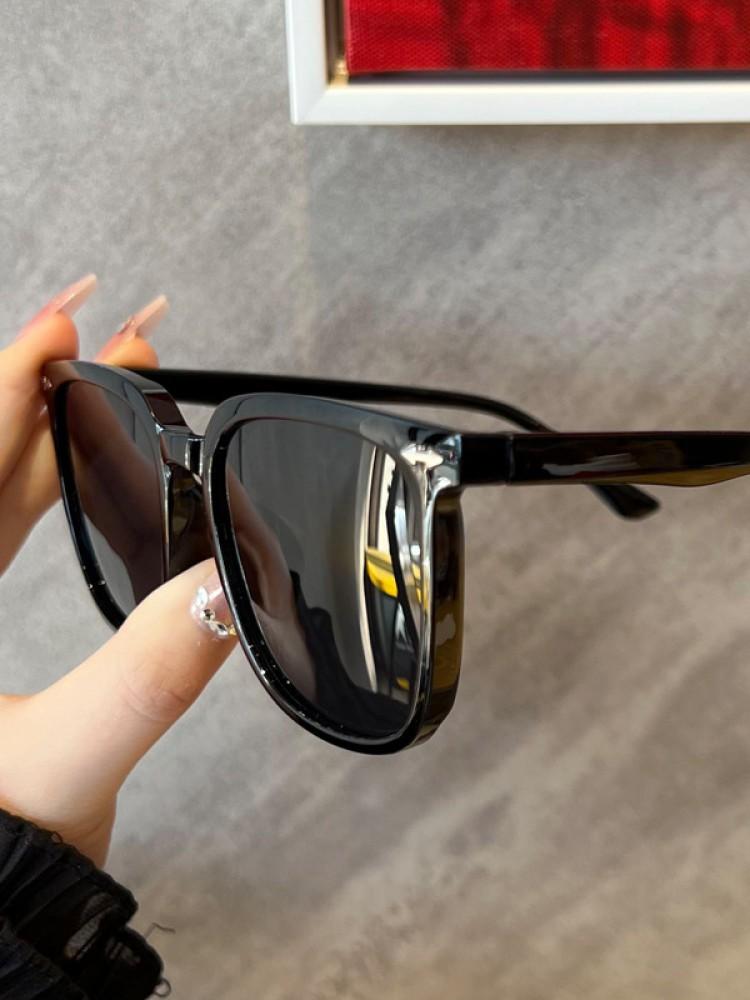 Lunettes de Soleil Mode Hommes Femmes Designer Monture Surdimensionnée Sport Lunettes de Soleil Ultra Légères Masque Uv400 Colorées Extérieur