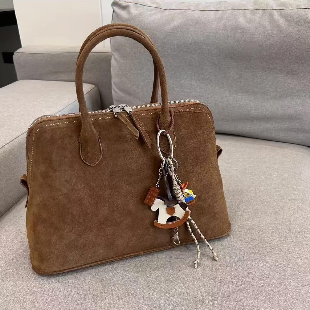 

Винтажная матовая замшевая сумка-ракушка для женщин, новая вместительная сумка-тоут для поездок на работу через плечо