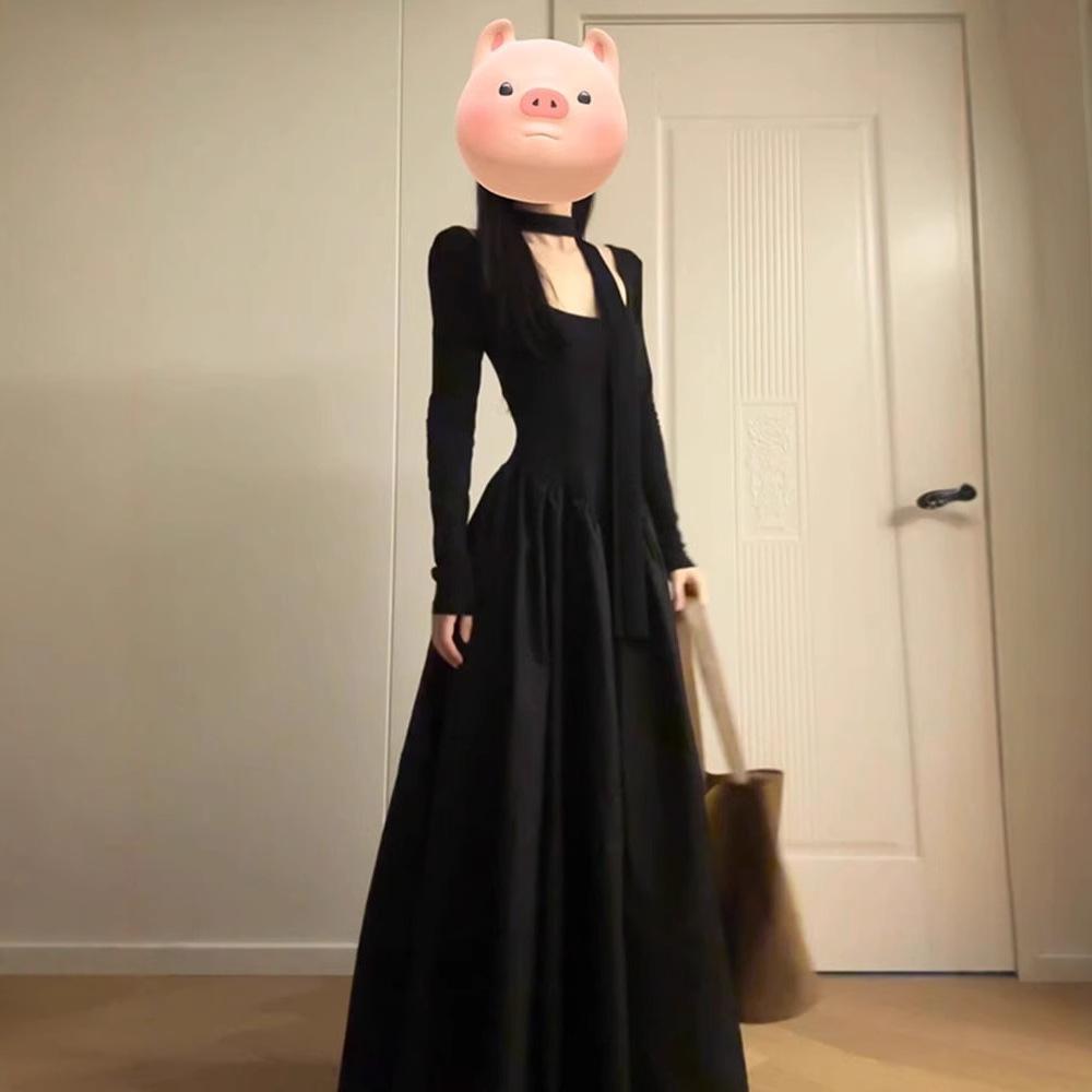 

2024 French Black Hip-Hugging Long-Sleeve Slimming Dress for Autumn XL