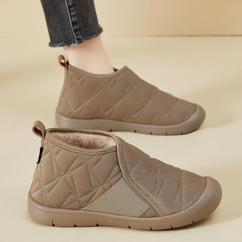Cotton shoes women's new warm short boots piled thickened snow boots casual versatile women's cotton boots cold-proof and comfortable boots