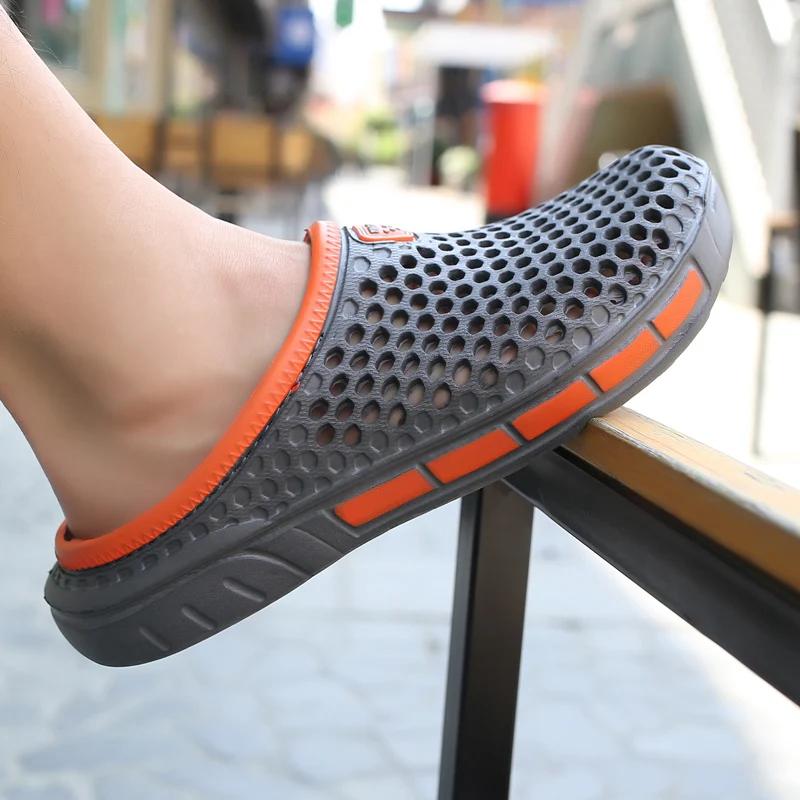 

Обувь для вождения, мягкая трендовая уличная пляжная обувь, легкие нескользящие мужские тапочки, летние мужские сандалии 2024Тренды 47 серый