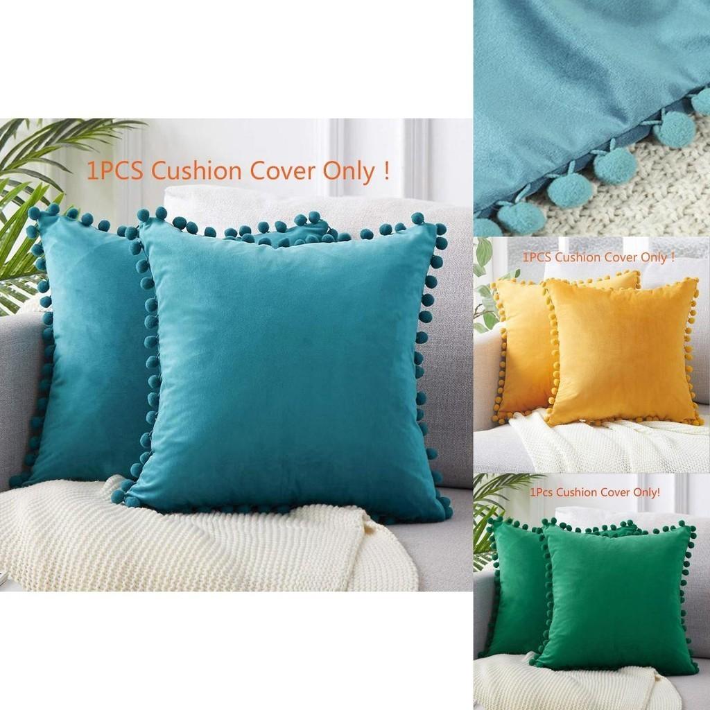 Luxurious 45x45cm Pom-poms Cushion Cover In Soft Velvet For Elegant Home Dcor