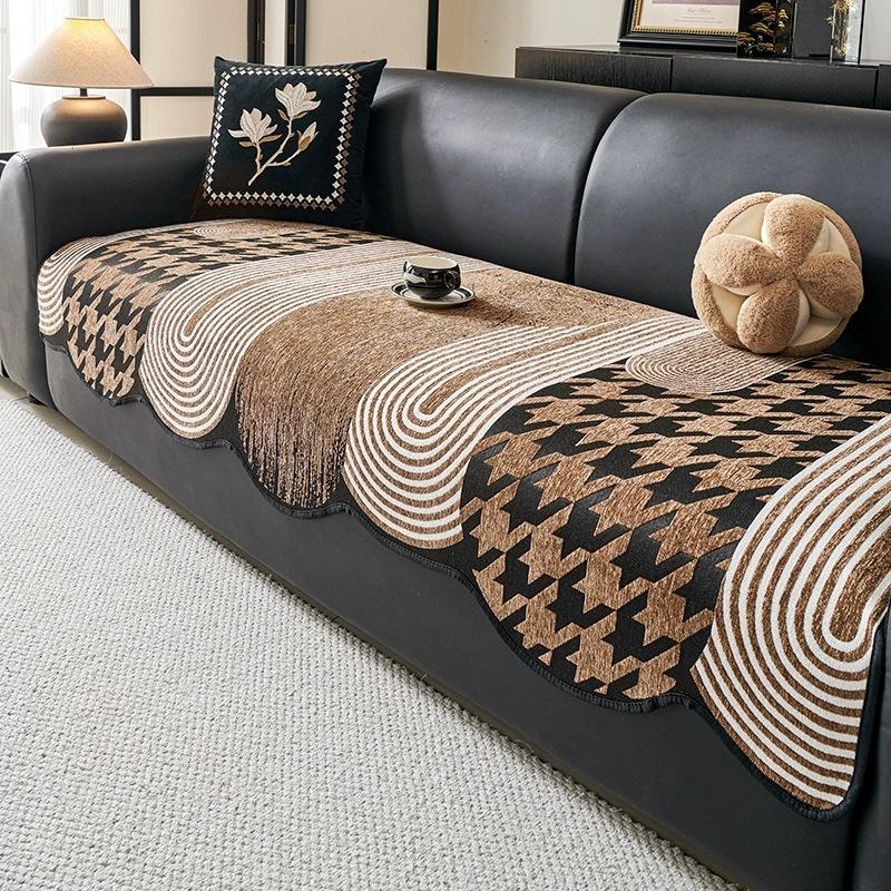 

Retro Special-Shaped Sofa Cushion New Four-Season Light Luxury High-End Sense Straight Row Non-Slip Leather Sofa Seat Cushion Cover 90*90cm