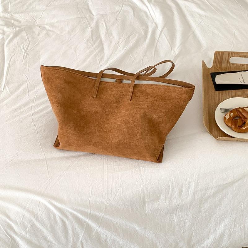 New tote bag retro suede versatile shoulder bag large capacity women's simple soft leather commuter bag