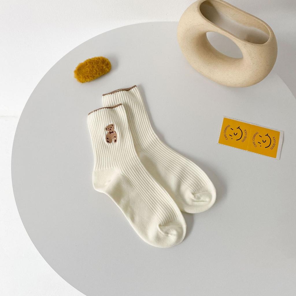 21 New Products Embroidered Bear Socks For Women, Simple And Cute College Style Socks, Casual Solid Color Medium Tube Socks Cotton.