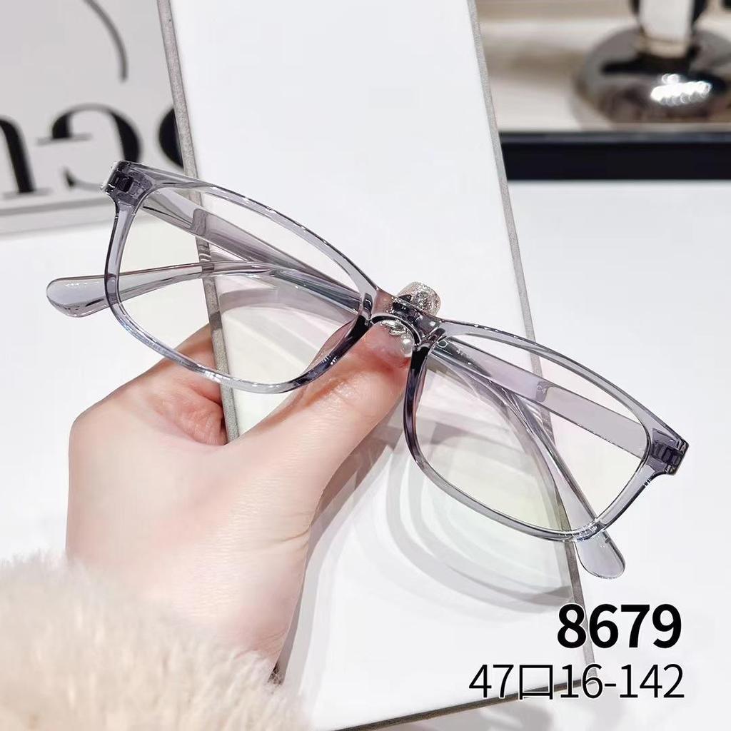 TR90 Ultra-Light Anti-Blue Light Myopia Glasses – TikTok Trendy, Comfortable, and Stylish.