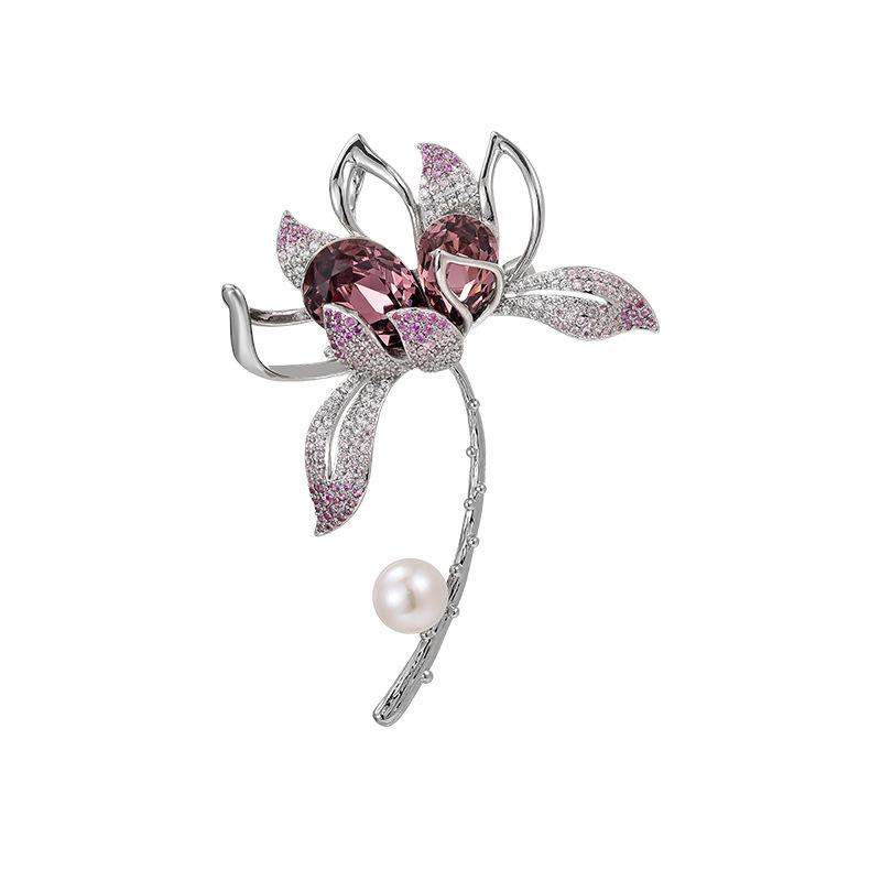 High-end Design, Elegant Temperament, Exquisite and Elegant Flower, High-end Crystal Brooch, Anti-light Accessories