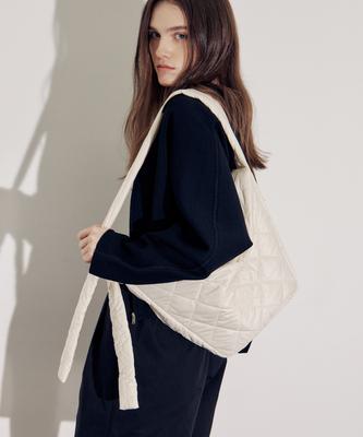 Undei Mera Padded Bag Vanilla